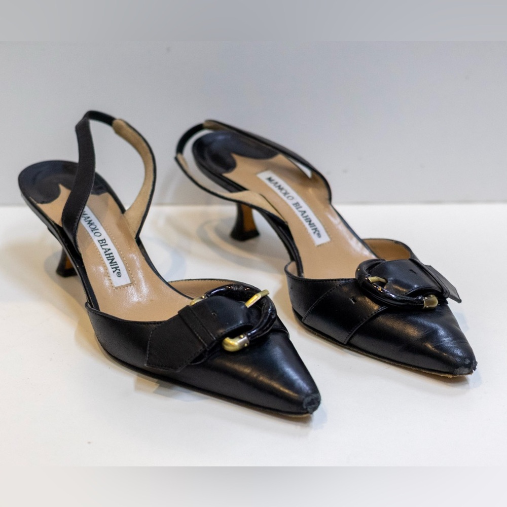 Manolo Blahnik Black Leather Pointed Slingbacks